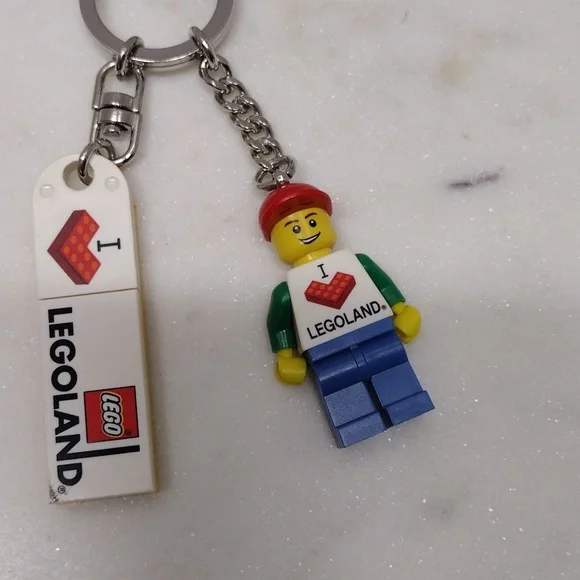 LEGO Legoland Keychains and Police Officer Bundle of 2 - Picture 2 of 6